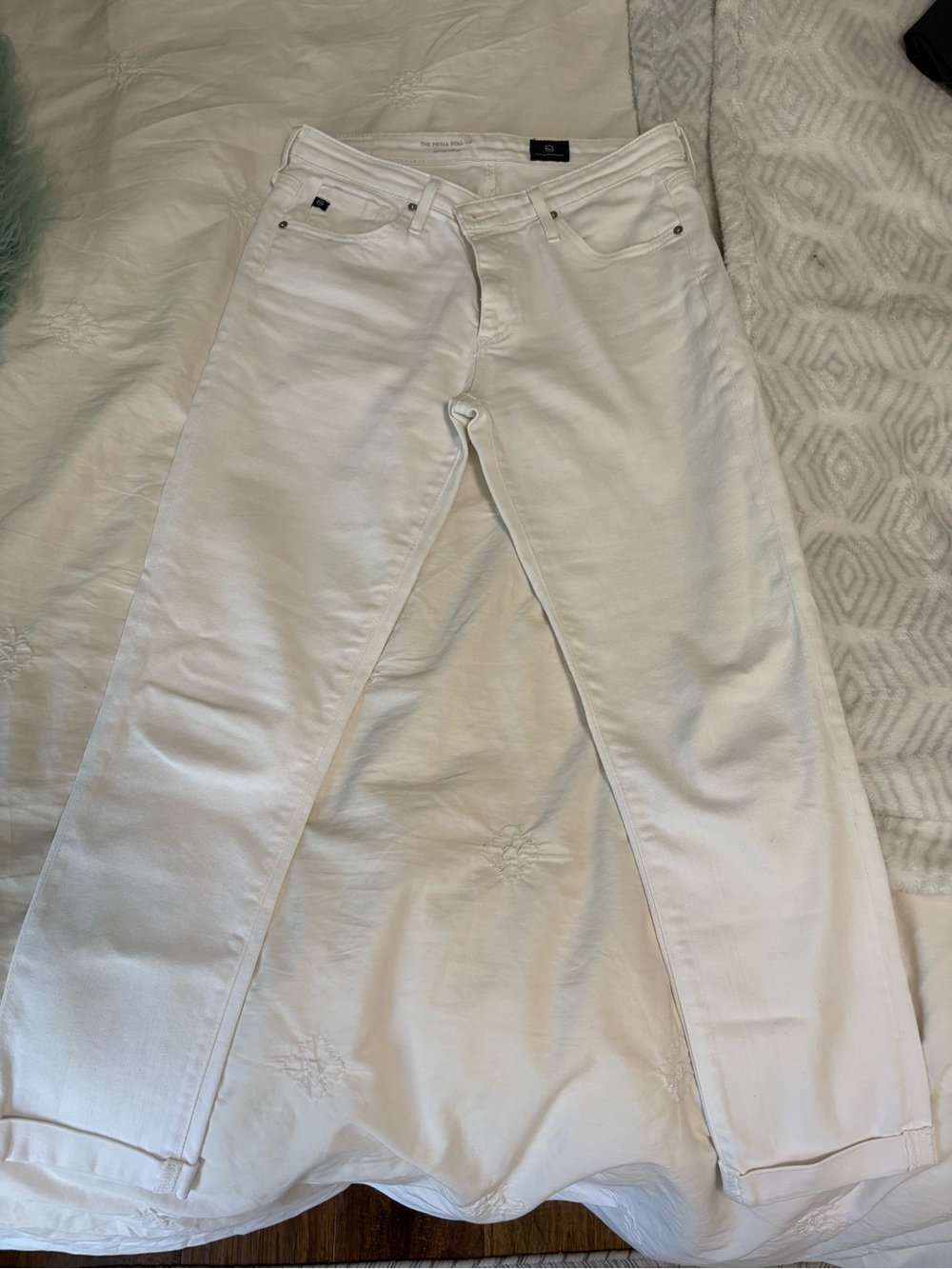 ❗️MASSIVE SALE❗️ Ag White Slim Straight Jeans